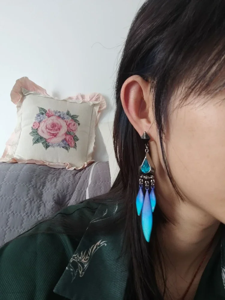 Honkai:Star Rail Peacock Aventurine Blue Diamond Metal Dangle Earrings Bracelets Dice Coins For Role-player Jewelry Cosplay Prop