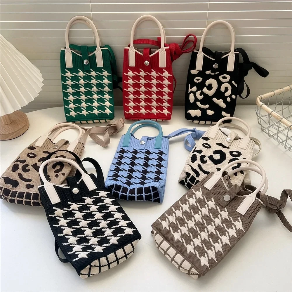 

New fashion shoulder bag mini knitted mobile phone bag Korean version versatile small portable change bag messenger bag