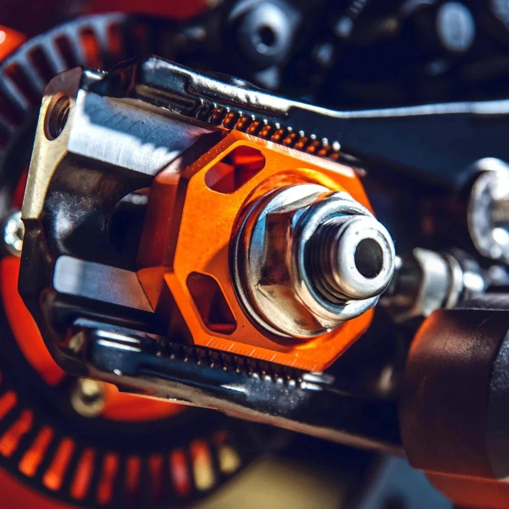 دراجة نارية برتقالية المحور الخلفي كتلة سلسلة الضابط منظم المتزلجون الموتر اكسسوارات ل KTM Duke 125 390 2024-