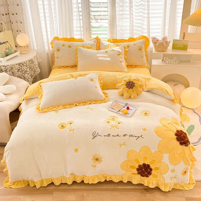 Four-piece double-sided velvet winter quilt cover beddin high-end flower embroidery fashionable simple thickened and warm yellow