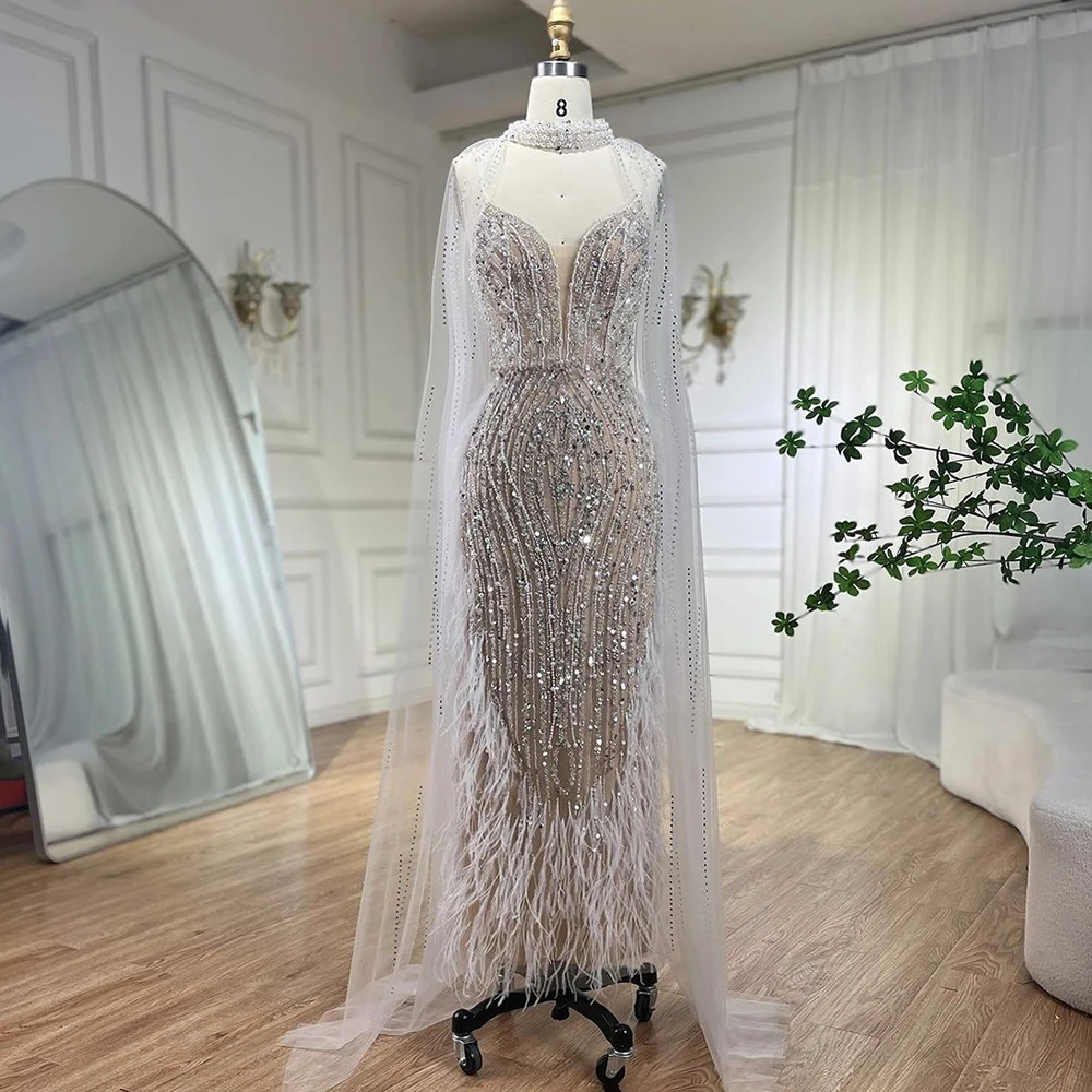 فساتين سهرة بحورية البحر بيضاء عارية من Serene Hill مع ريش مطرز وأكمام كيب للحفلات LA72047A مخصصة 2025