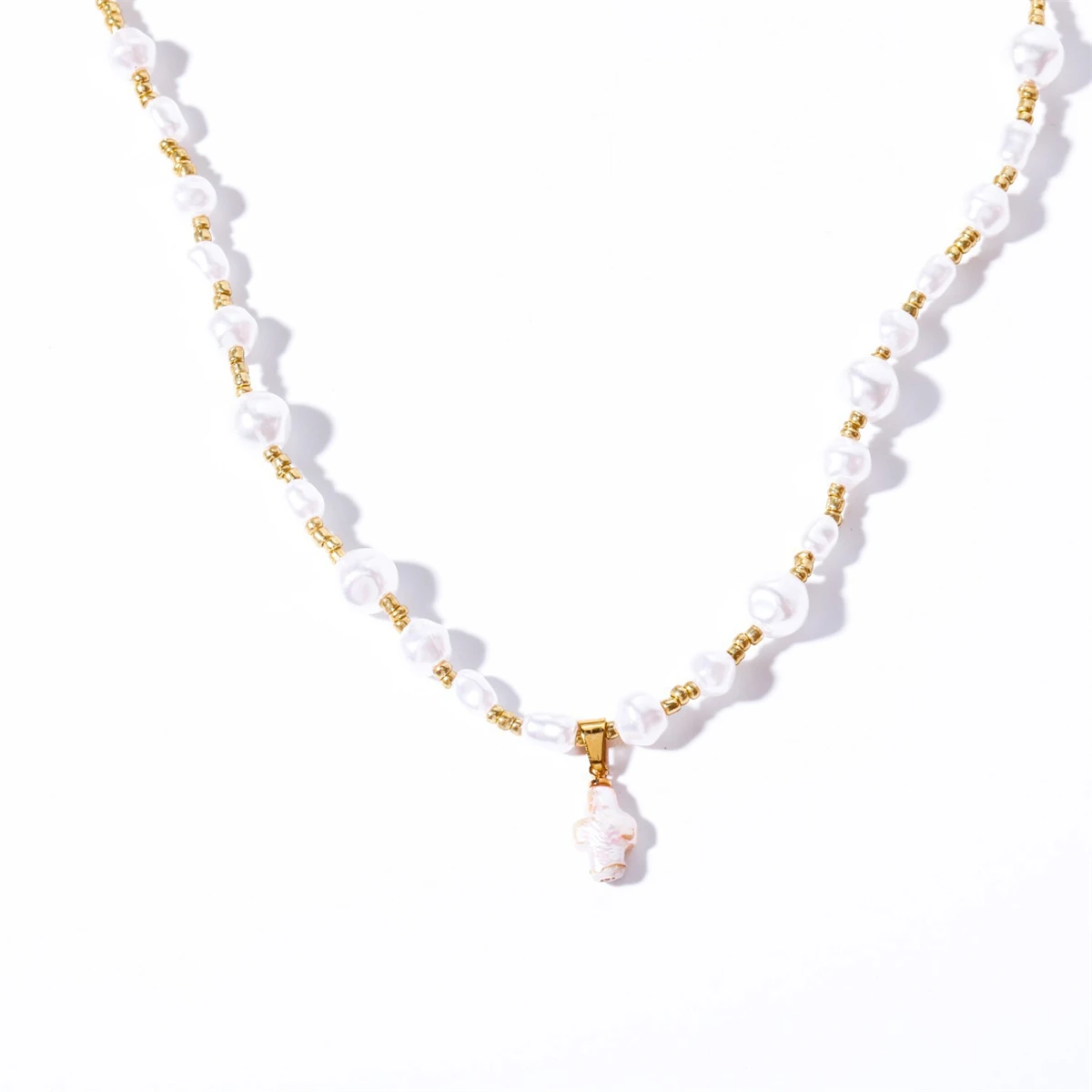 Cross border best-selling pearl necklace, cross shell, vintage artistic Baroque necklace, color preservation