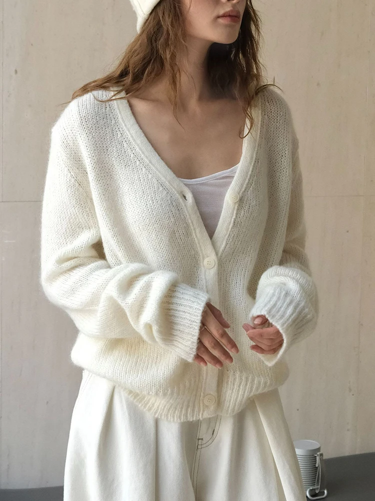 [LANMREM] Fashion Knitting Cardigan Sweater For Women V Neck Long Sleeve Office Lady Loose Tops 2024 Autumn New Clothing 26C231