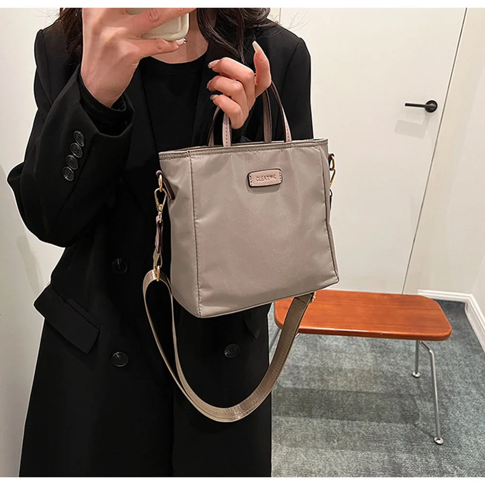 

Nylon Tote Shoulder Bag Women's 2025 New Large Capacity Casual Square Handbag High-Quality Texture Versatile Commuting Bag