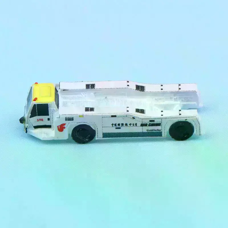 1:400 4 Rounds Airport Ground Handling Car Simulation Model Suitable For 380 Wide-body Aircraft view 4