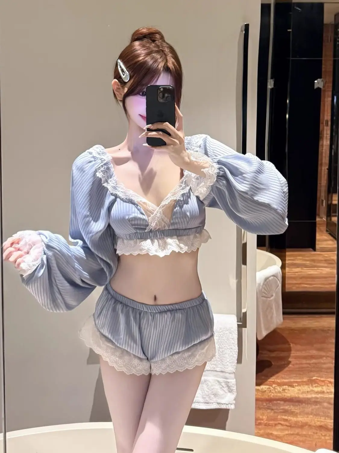 

Elegant Long Sleeve Bikini Lace Stripes Small Chest Gathered Conceal Meat Pure Desire Island Hot Spring Vacation Swimwear