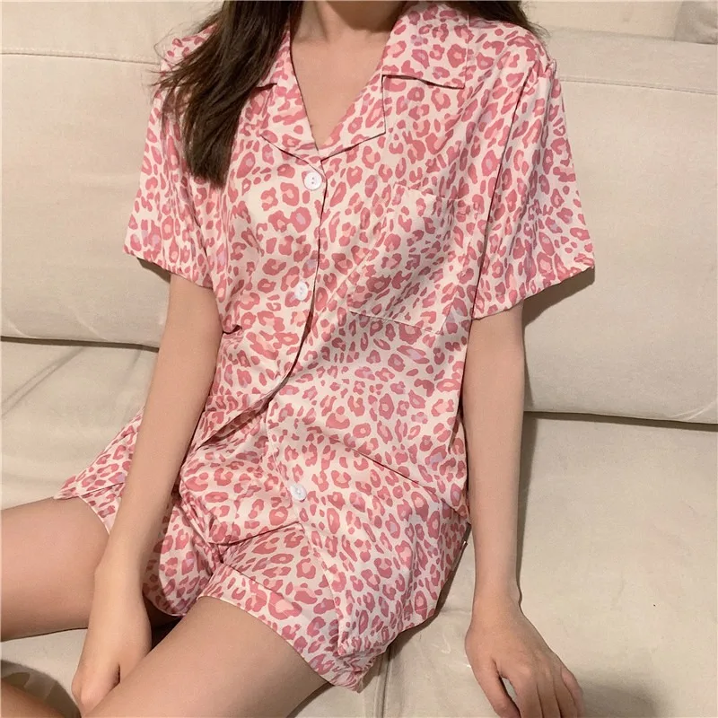 

Leopard Print Women's Pajamas Sets 2021 Summer Nightwear Casual Loose Lapel Collar Short Sleeve Couples Summer Sleepwear Set