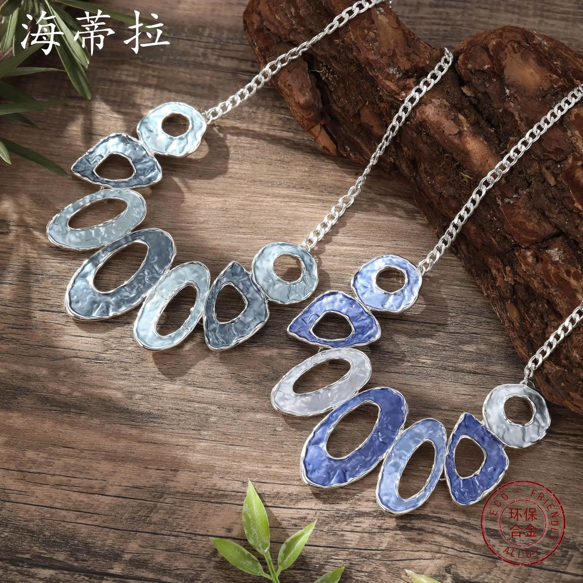 Hot-selling enamel color hollow oval geometric necklace personality exaggerated women's senior sense oval neck chain wholesale