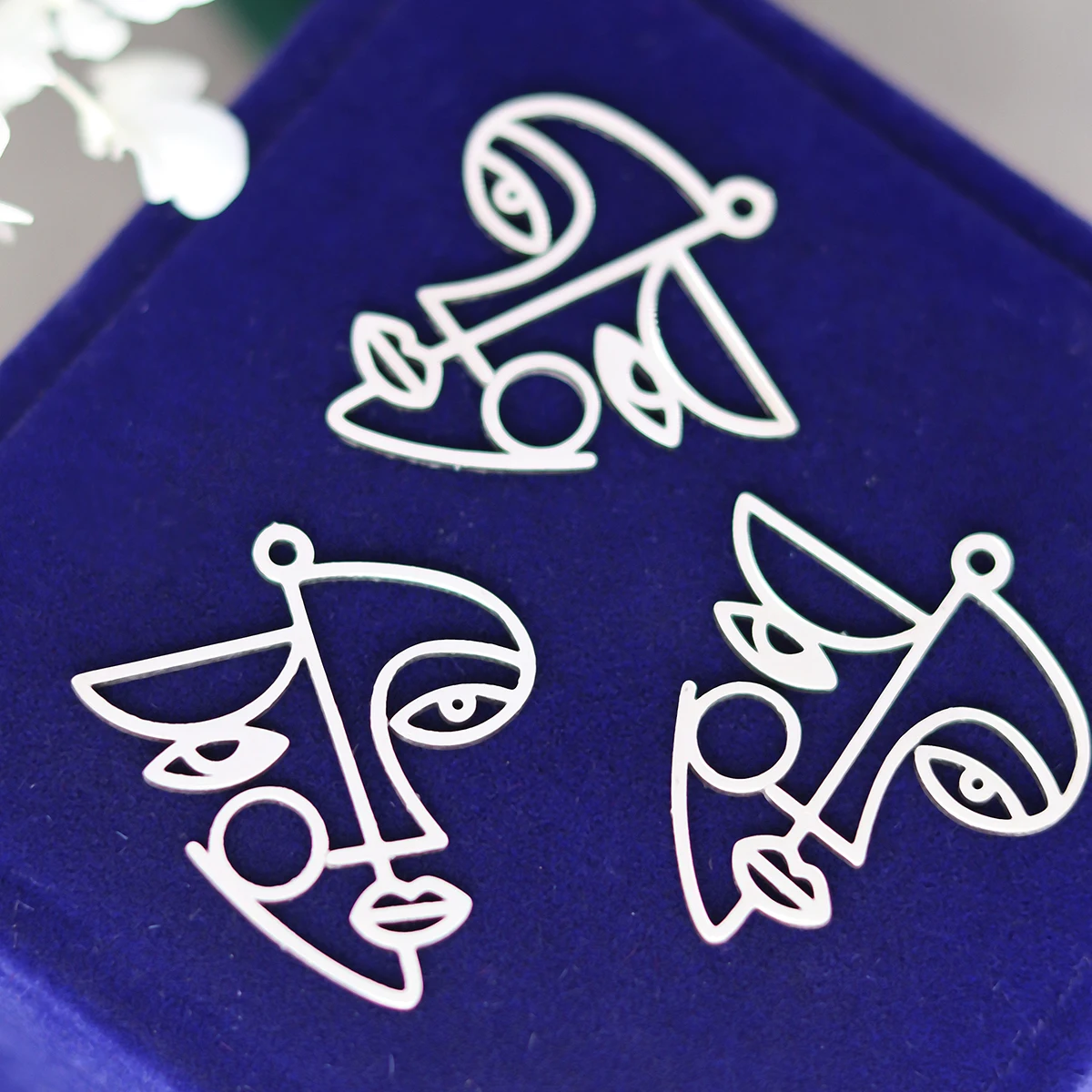 3pcs Picasso Abstract Art Lady Face Portrait Stainless Steel Pendant Charms for Jewelry Making Necklace Earrings diy Accessories