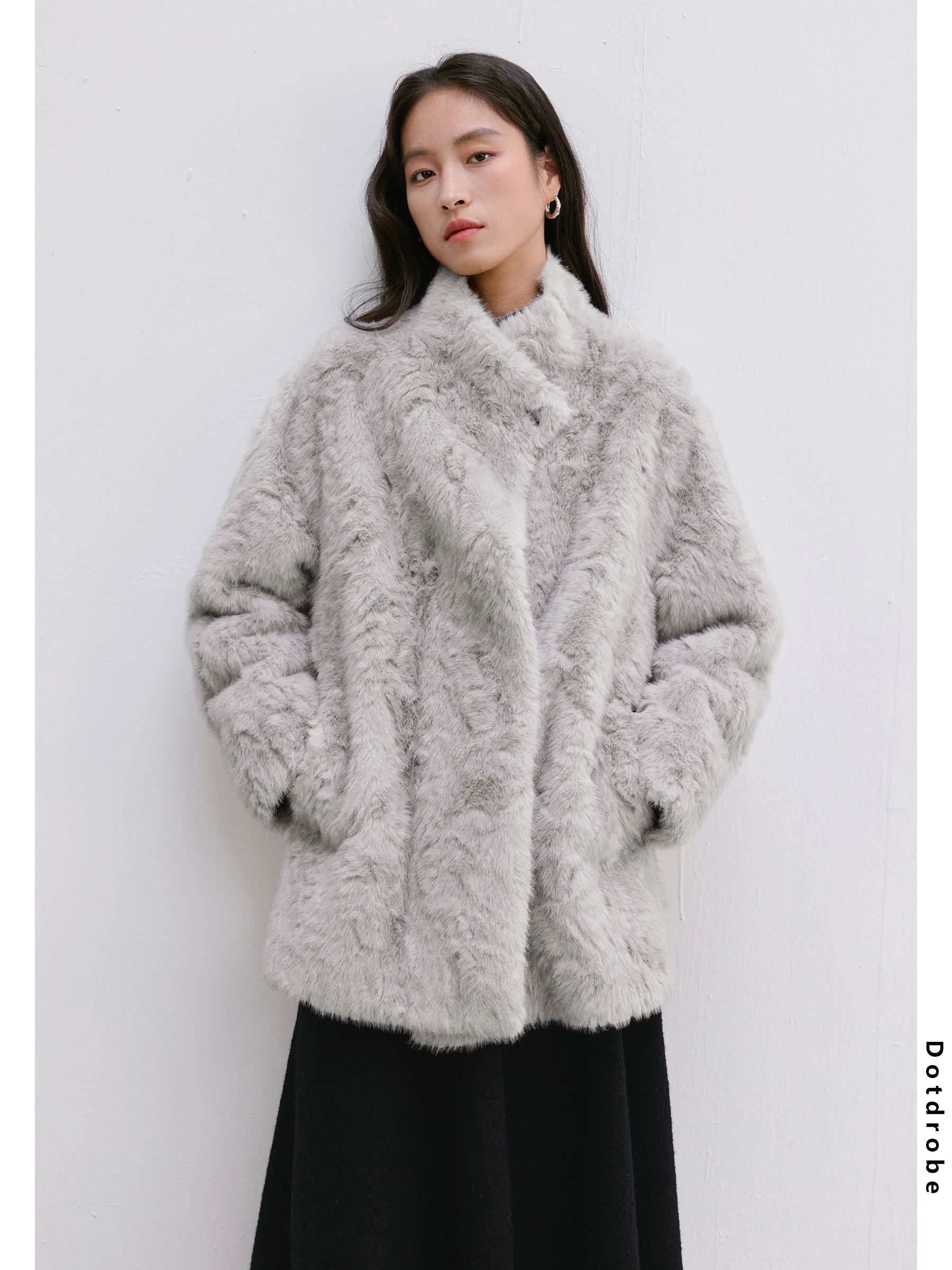 

Экологичное меховое пальто Dotdrobe для женщин, средней длины, класса люкс, с воротником-стойкой, из кожи и меха, осенне-зимняя верхняя одежда