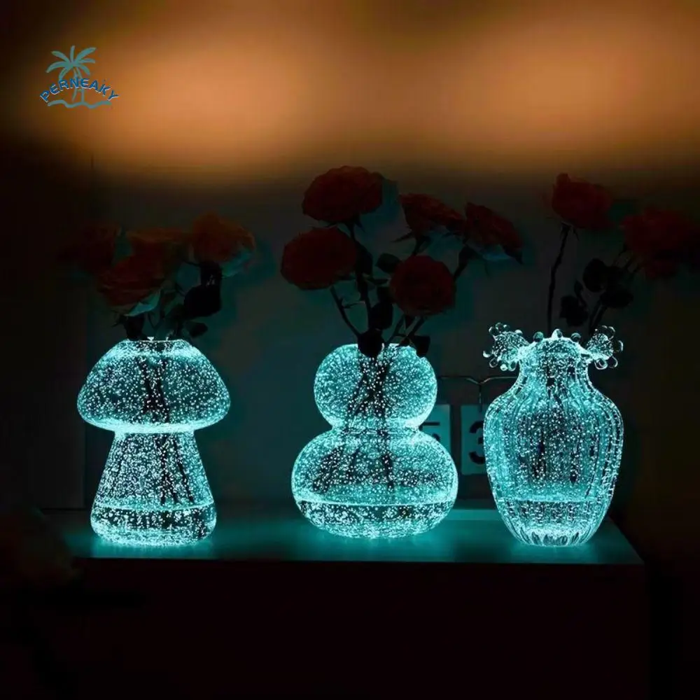 

Ins Dreamlike Fluorescent Vase Glow-in-the-dark Unique Luminous Glacier Vase Exquisite Transparent Mushroom Vase