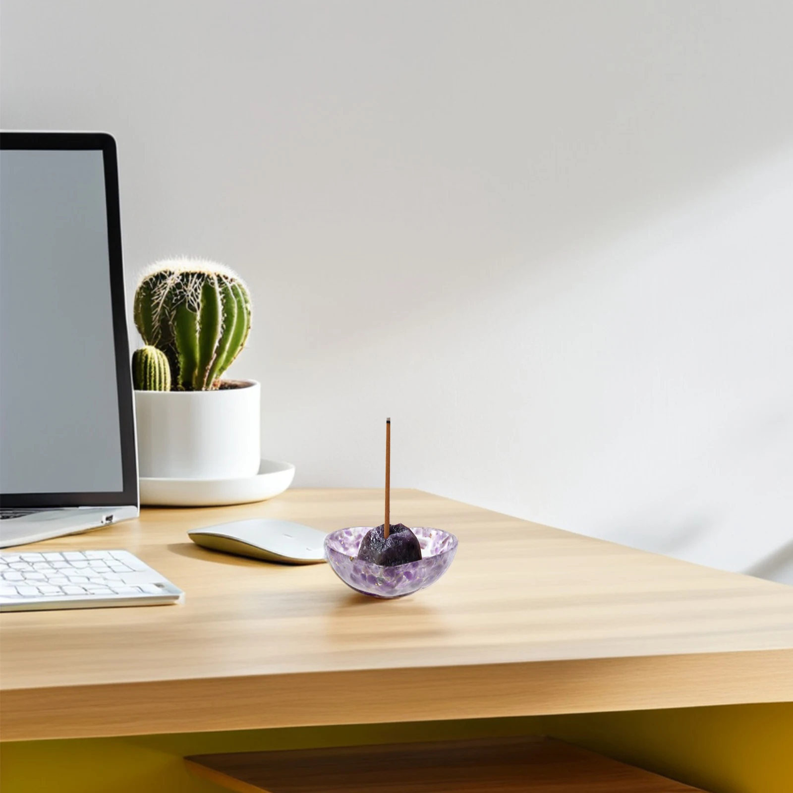 

Crystal Resin Heart Shaped Holder Resistant Decorative Bowl for Home Living Room Bedroom Office Resin Cup Holder