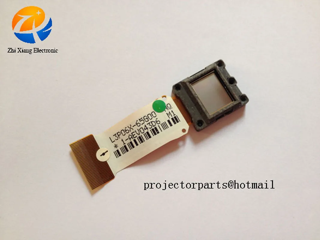 Projector parts Original L3P06X-65G00 green Projector LCD panel Free shipping