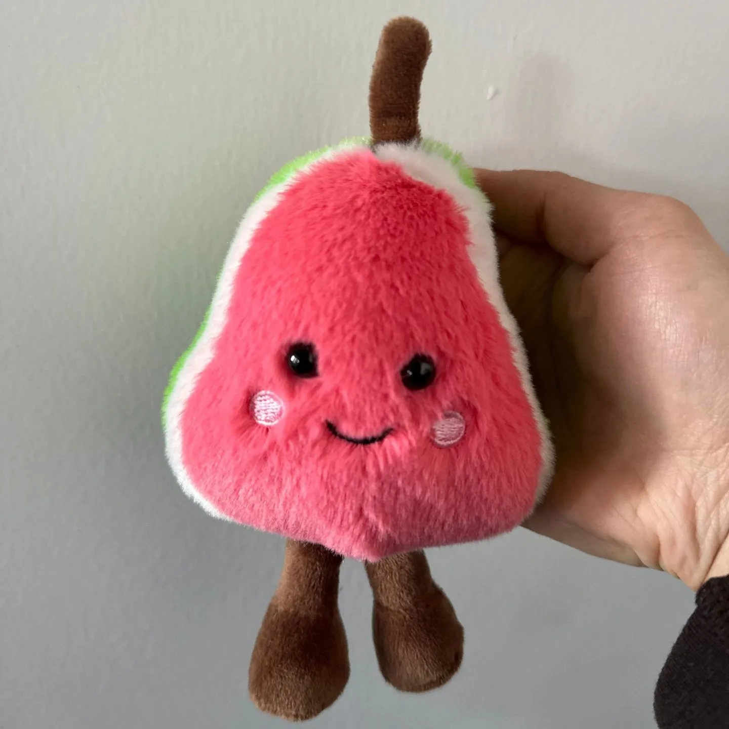 

Милый плюшевый брелок в стиле фруктовой серии Jelly Cat, кавайный кулон-подвеска для сумки, украшение для рюкзака, идеальный подарок для друзей