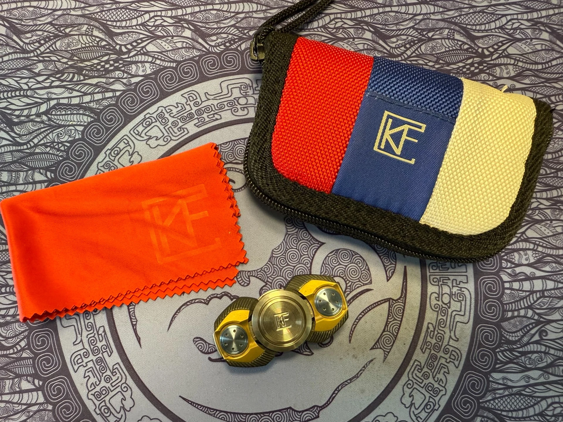 Used EDC Russian Genuine CKF3.0 Fingertip Gyro, Finger Gyro EDC Decompression, Fingertip