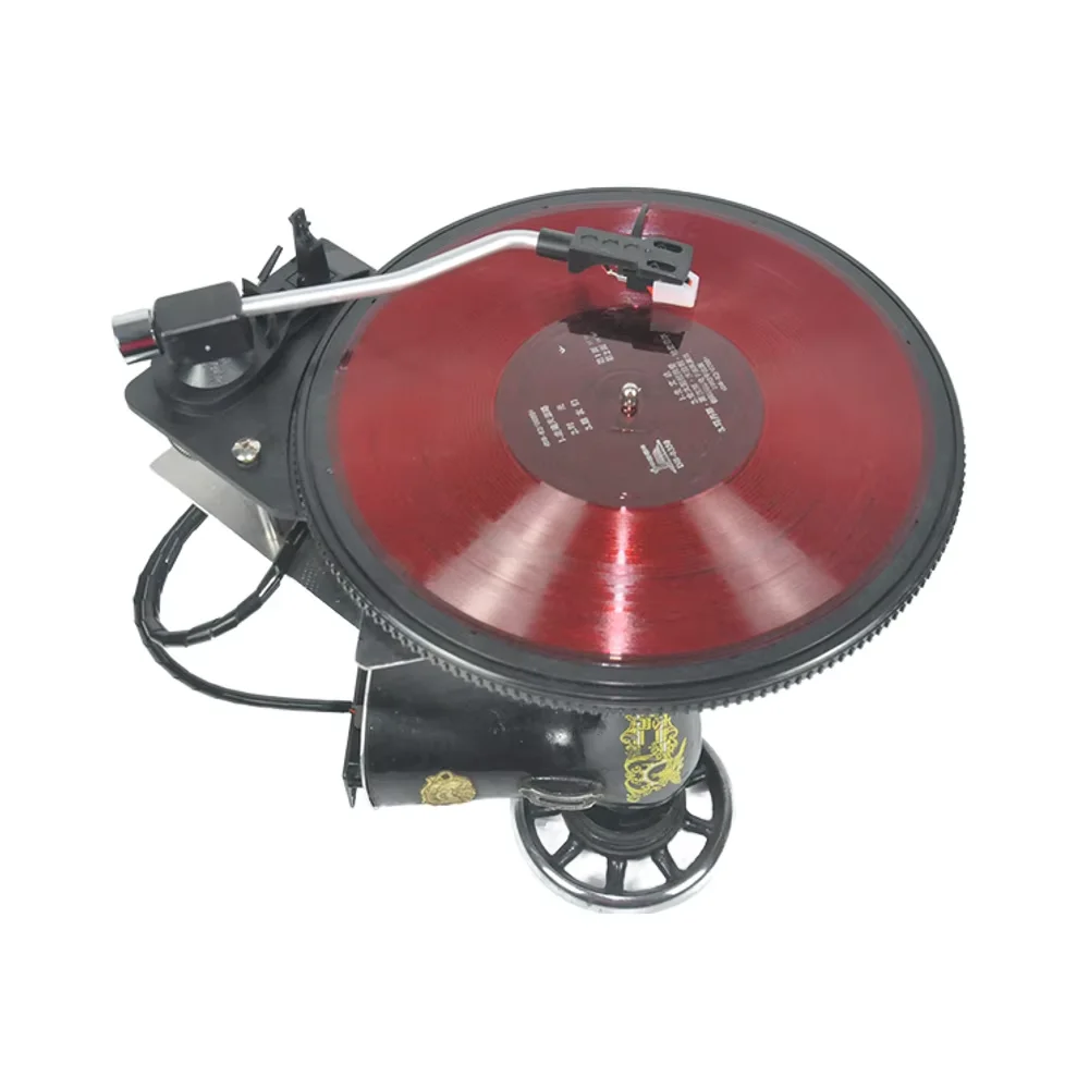 

Модель фонографа: Винтажный и изысканный настольный металлический граммофон-украшение — маленький, деликатный и интересный предмет ручной работы.