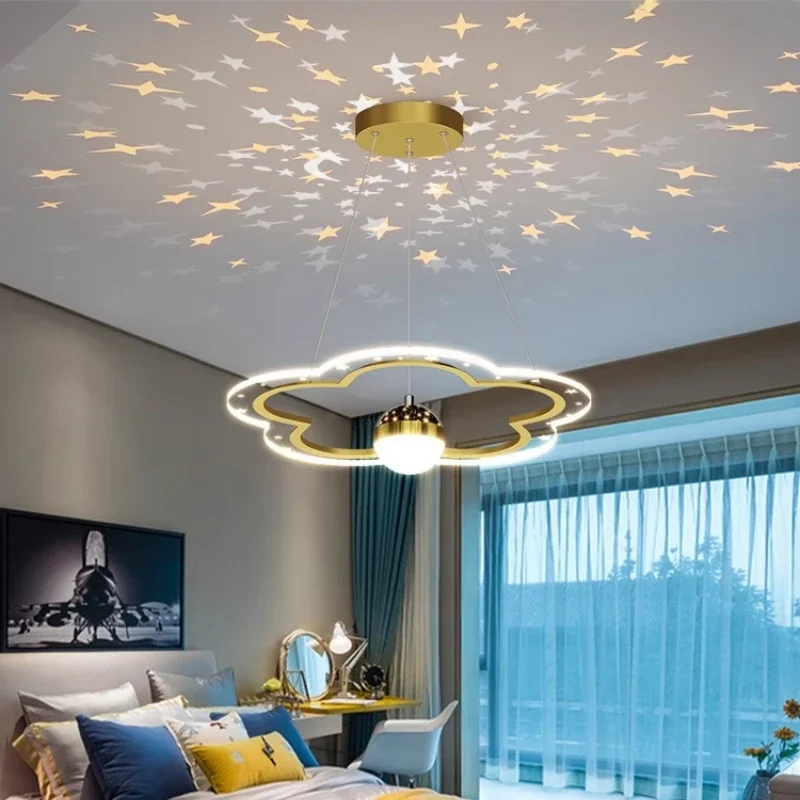 

Люстра для спальни — современные облака звездного неба — подходит для детской комнаты мальчиков и девочек. Светильник.