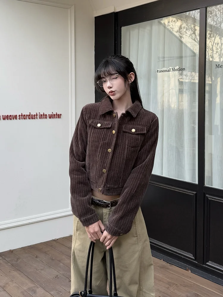 URKR Retro Sztruksowa Kurtka Damska Krótka Dopasowana z Wysokim Kołnierzem Zapinana na Guziki Casualowa Odzież Wierzchnia Poliester Nylon