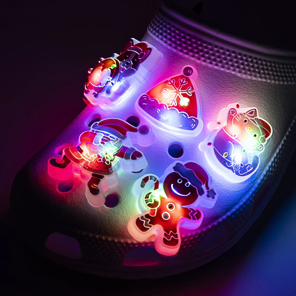 5 Stück LED-Schuhanhänger, Katzen, Hunde, Einhörner, beleuchtete Schuhdekorationen, Gamepad-Kameras, Diamant-LED-Pins für Frauen und Mädchen, Clog-Schnallen – Detail 7