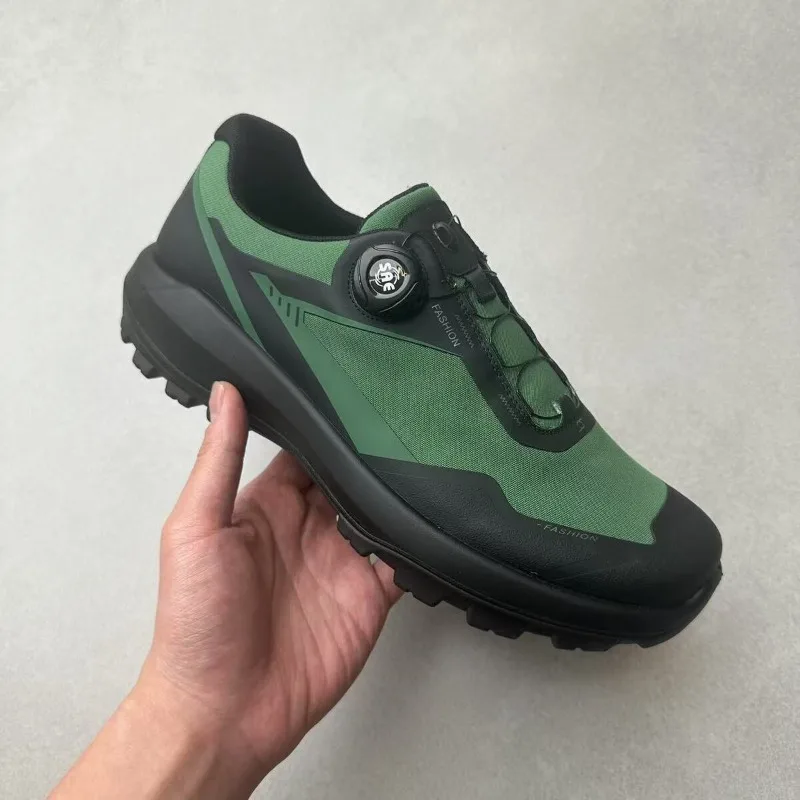 超クールなハイキングシューズ男性用アウトドアウォーキングシューズメンズプロスポーツスニーカー快適なロッククライミングシューズ男性