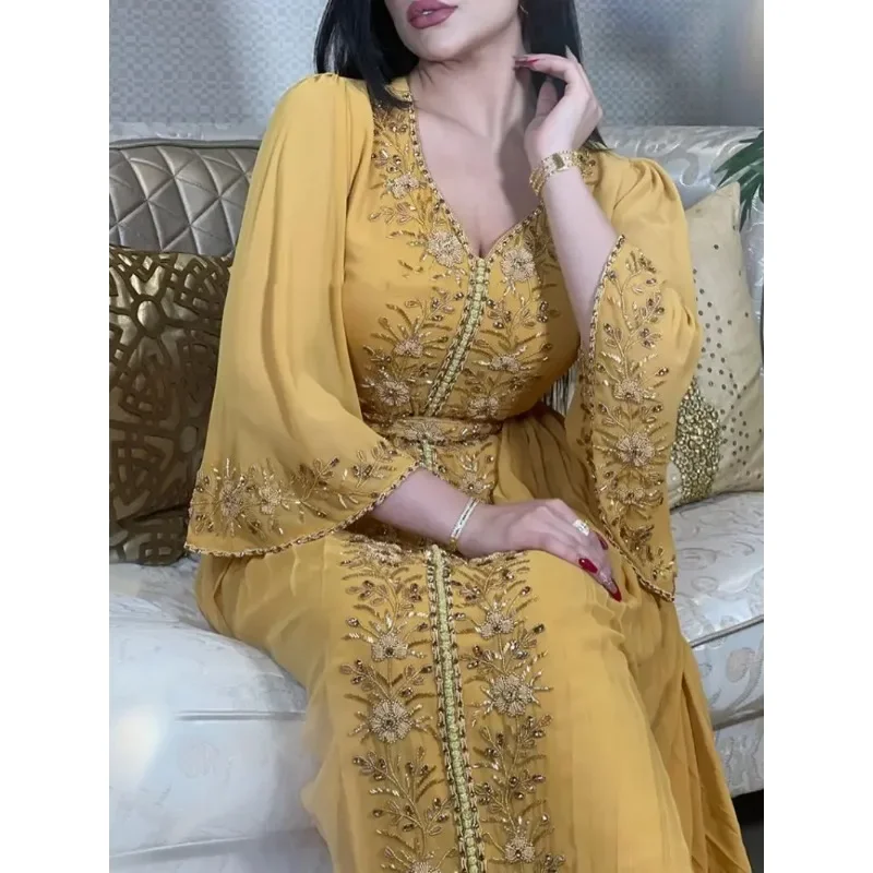 

Yellow Kaftan Robe Middle Eastern Embroidery Sewn Diamond Evening Dress