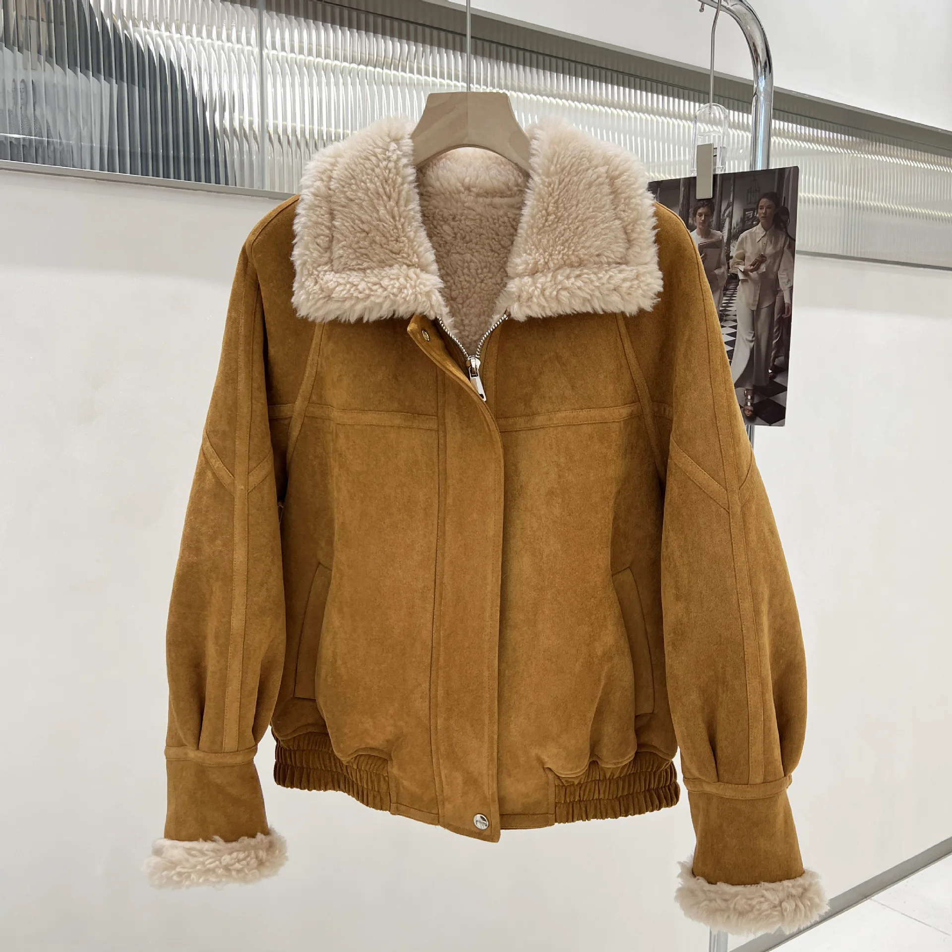 Wuhuangdong 100% lamb fur integrated women's short style with thick fur coat and suede, motorcycle suede coat