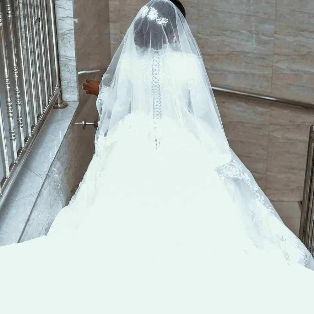 Vestido de noiva africano personalizado, manga comprida, espumante, tule, baile de noiva, gola alta, decalque de renda, vestido de noiva muçulmano