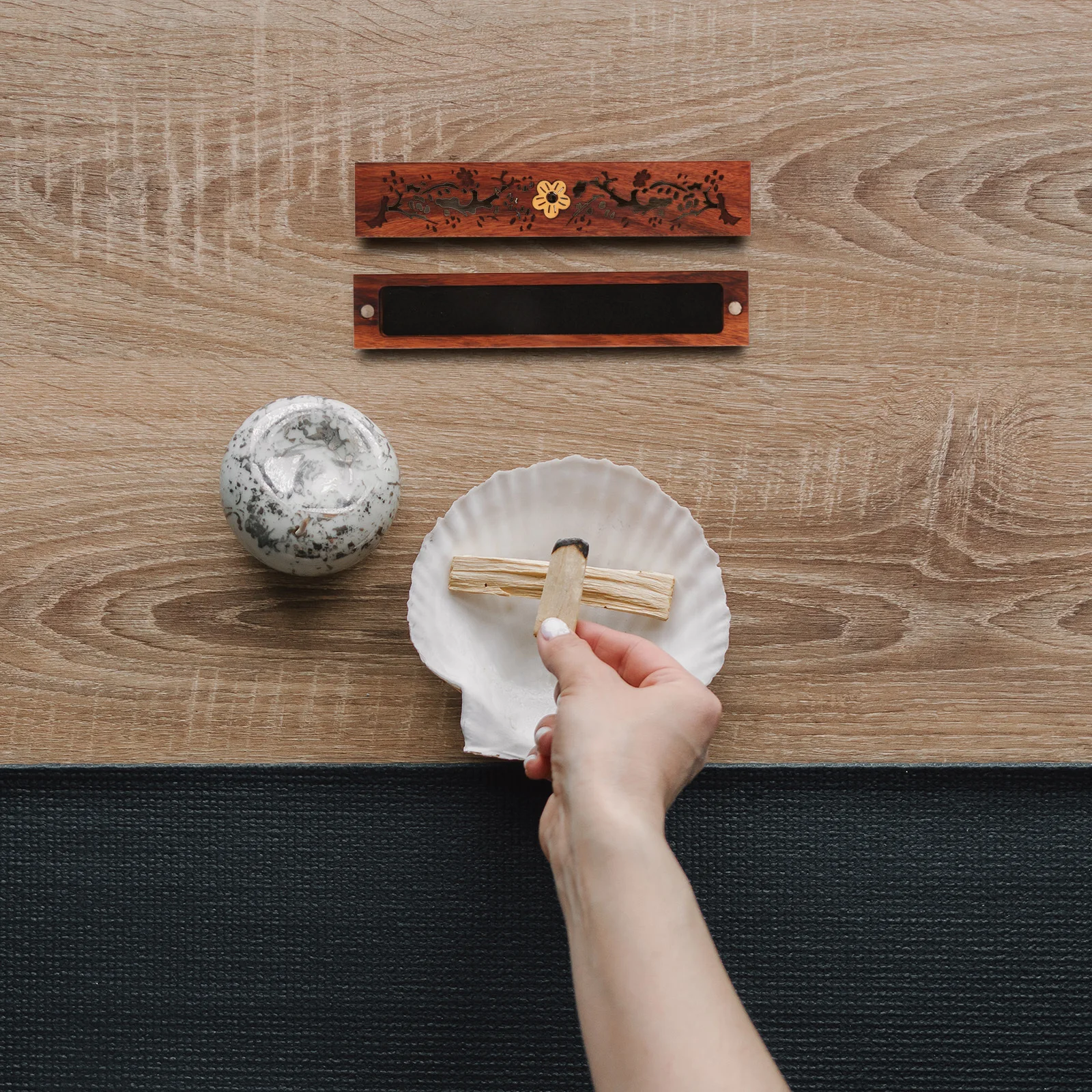 

Delicate Wooden Short Incense Holder Box Exquisite Design Portable Compact Home Aroma Burner Tray Storage Natural