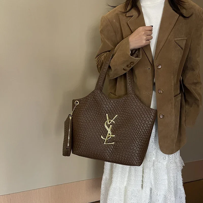 

Elegant Women's Leather Classic Fashion Tote Bag Luxury Designer Shoulder Crossbody Handbag For Work And Weekend