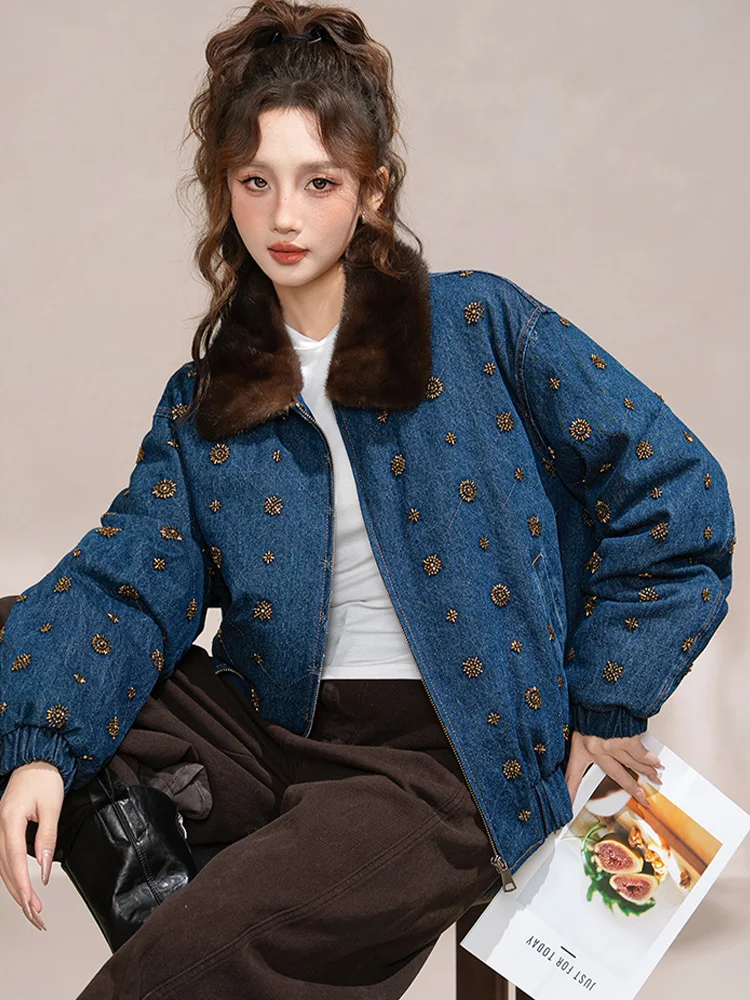 เสื้อแจ็คเก็ตยีนส์บุขนเป็ดสำหรับผู้หญิง ฤดูใบไม้ร่วง-ฤดูหนาว ปี 2025  พร้อมปกขนมิงค์แท้ สไตล์ลำลอง