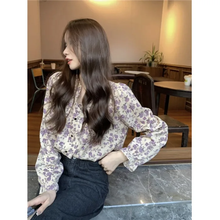 

Elegant Floral Print Chiffon Shirt Long Sleeve V-Neck Vintage Style Age-Defying Spring 2026 Women's Fashion Casual Shirt