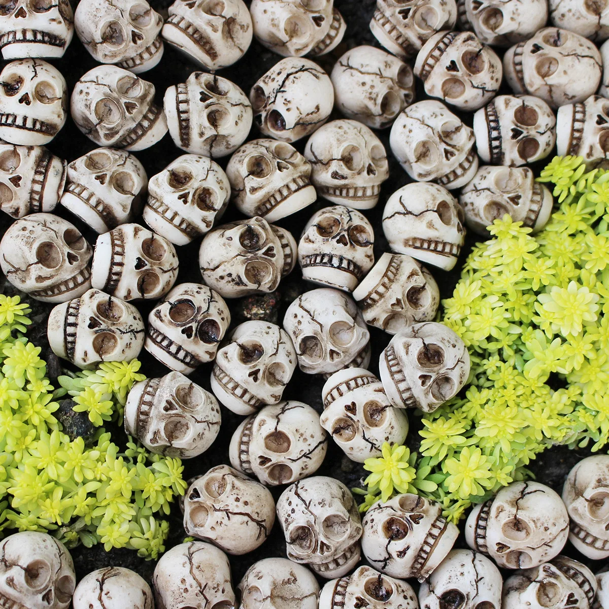 ‌20pcs Creepy Smiling Skull Planter - Halloween Micro Landscape Decor for Garden‌