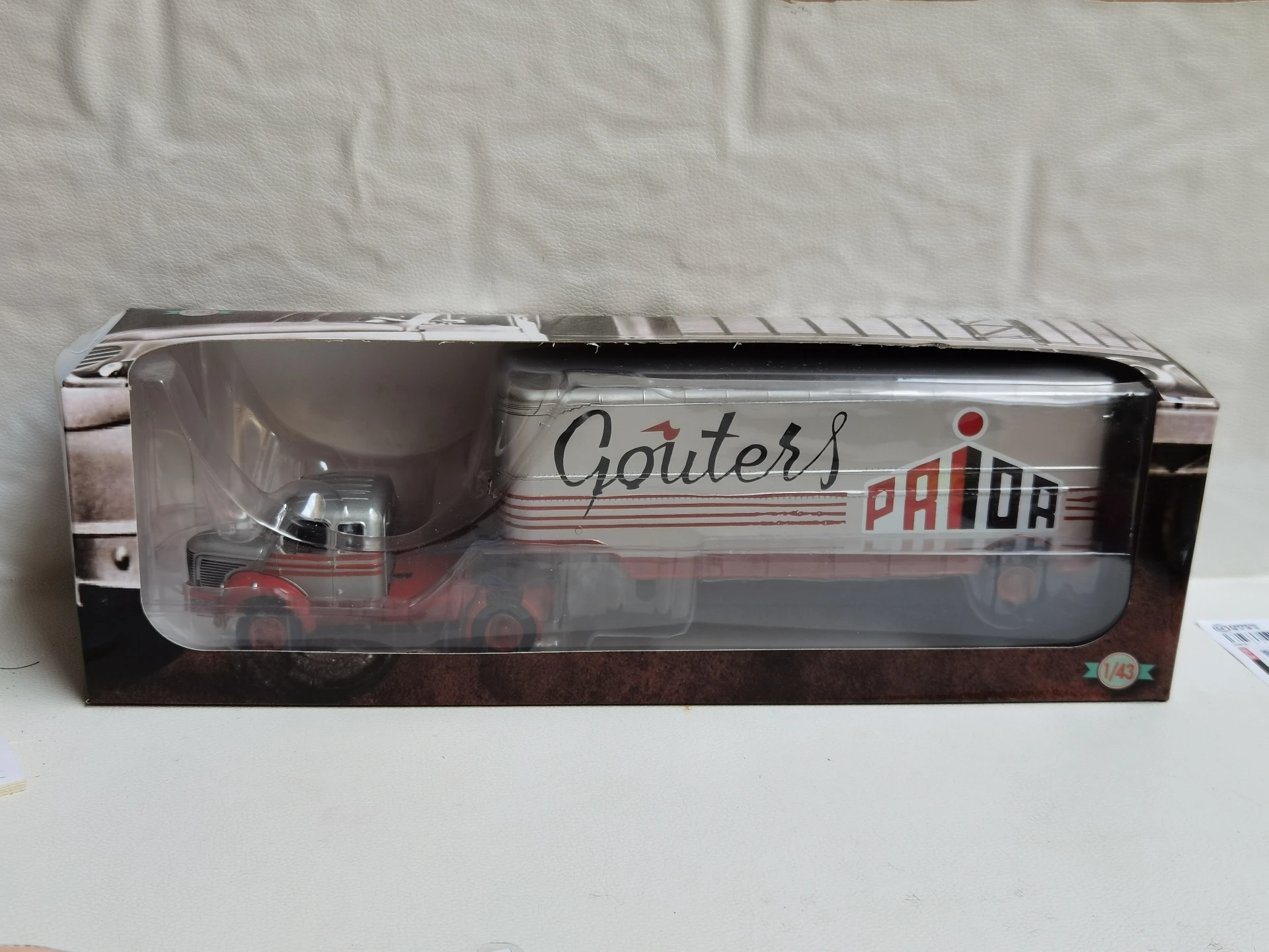 

Diecast IXO 1/43 Scale BERLIET TLR 8 Berliet Container Trailer Model PRIOR Front Alloy Car Model Plastic Alloy Car Collectible