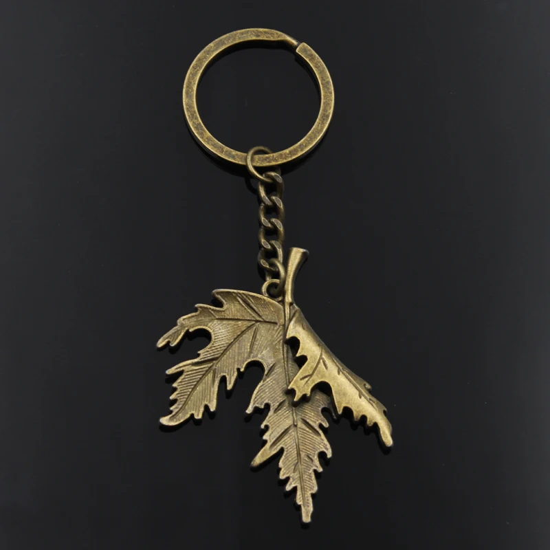 Fashion Key Ring Metal Key Chain Keychain Jewelry Antique Bronze Silver Color Plated Folding Maple Leaves Canada 55x44mm Pendant