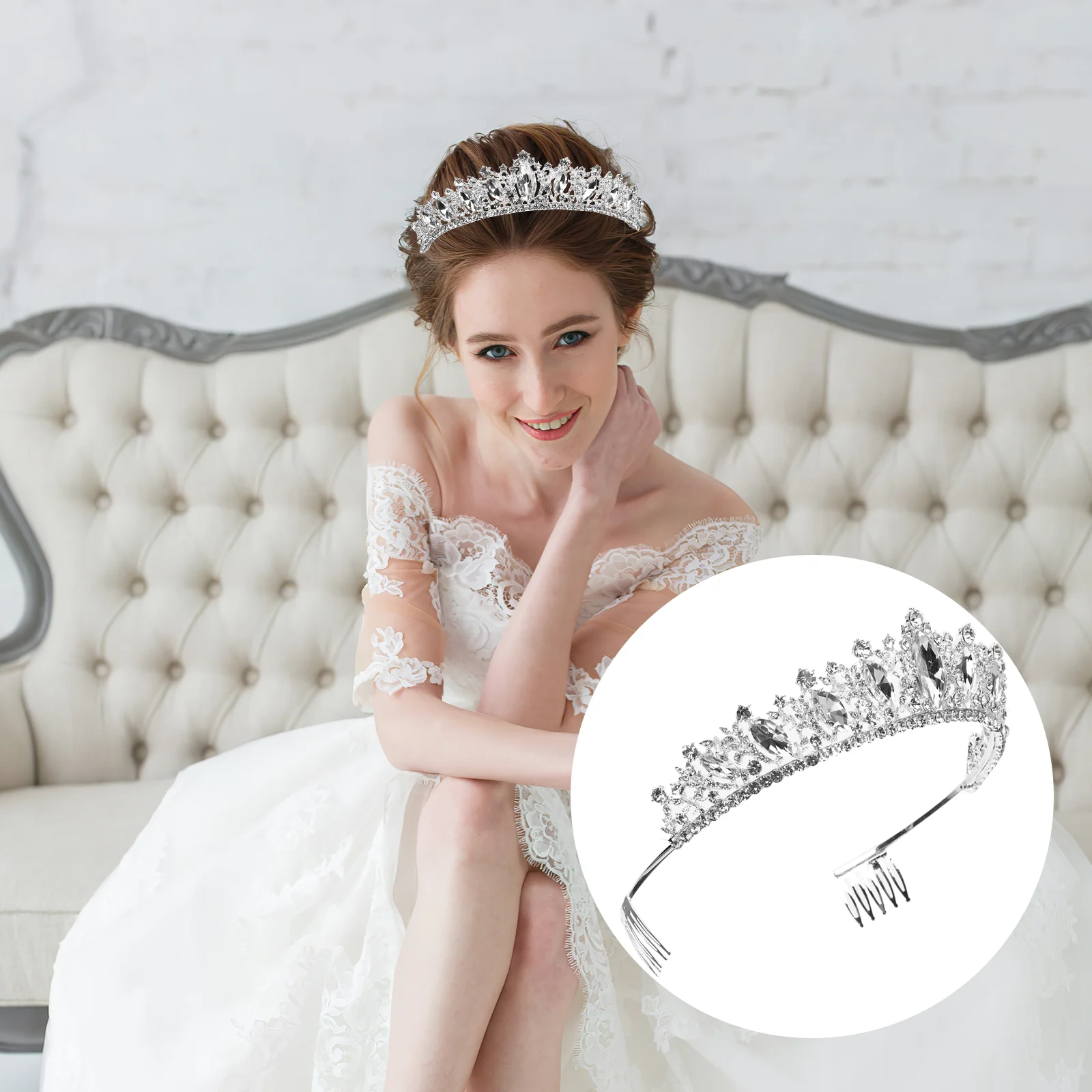 

Rhinestone Bridal Tiara Bride Headdress Tiaras with Comb Crown Crowns Alloy Girl