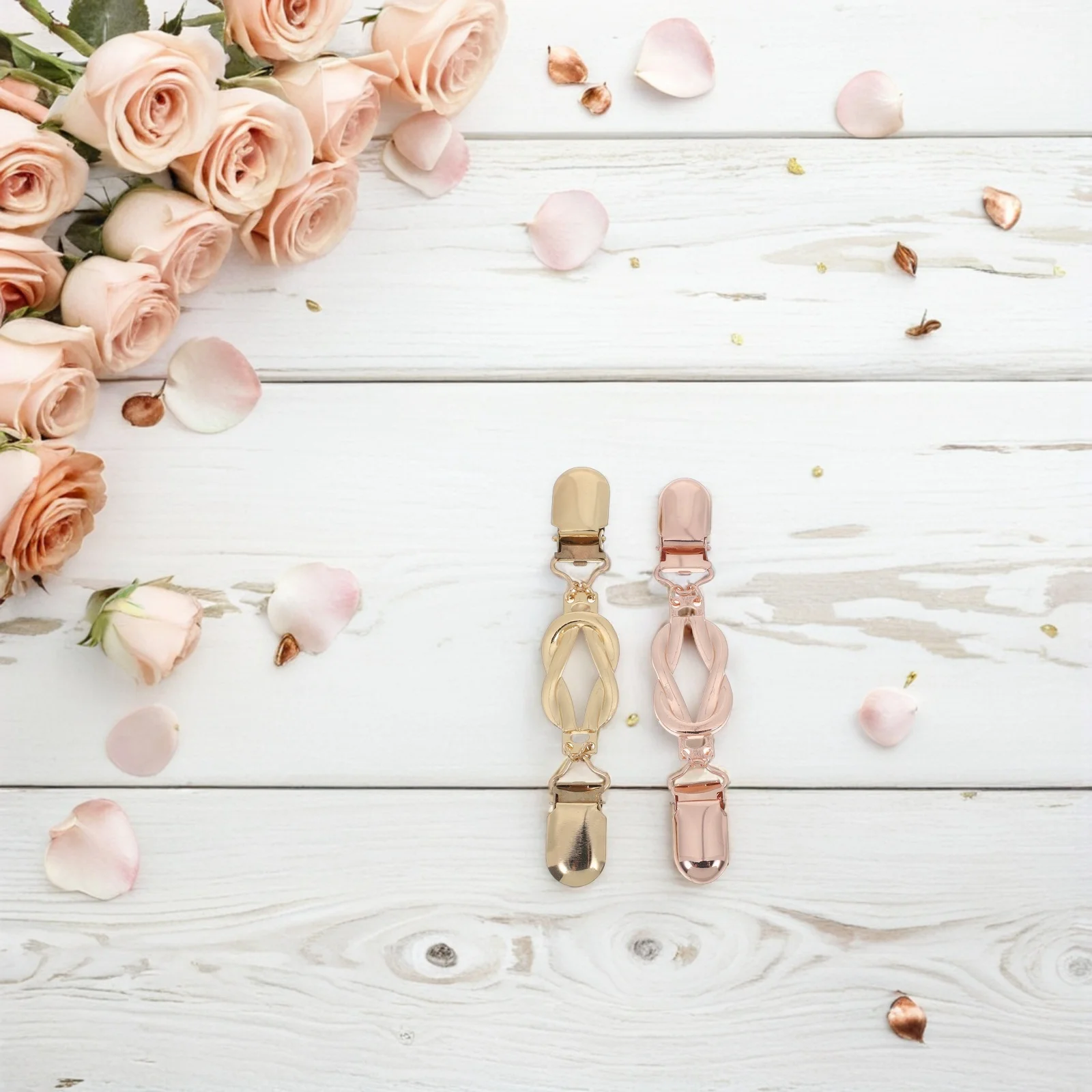 2Pcs Retro Vintage Cardigan Clips Sweater Shawl Collar Holders Sturdy Alloy Fashionable Clothing Accessory for Women