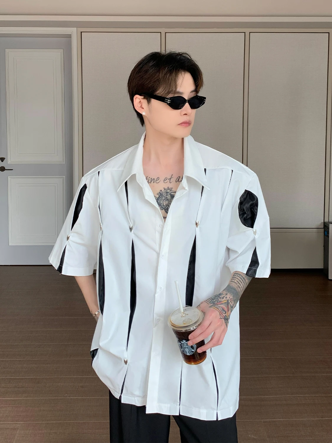 2024 Summer Fashion Korean Short Sleeve Men's Shirt Loose Casual Shoulder Pad Shirt Lapel Pocket Split Design Feel Shirt