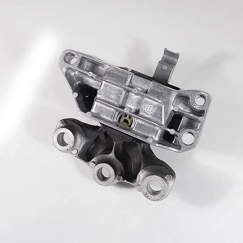 حامل علبة التروس لتركيب محرك السيارة الأيسر لـ Geely LYNKCO 02 03 1.5T وسادة تعليق محرك السيارات 8888960652   جودة عالية