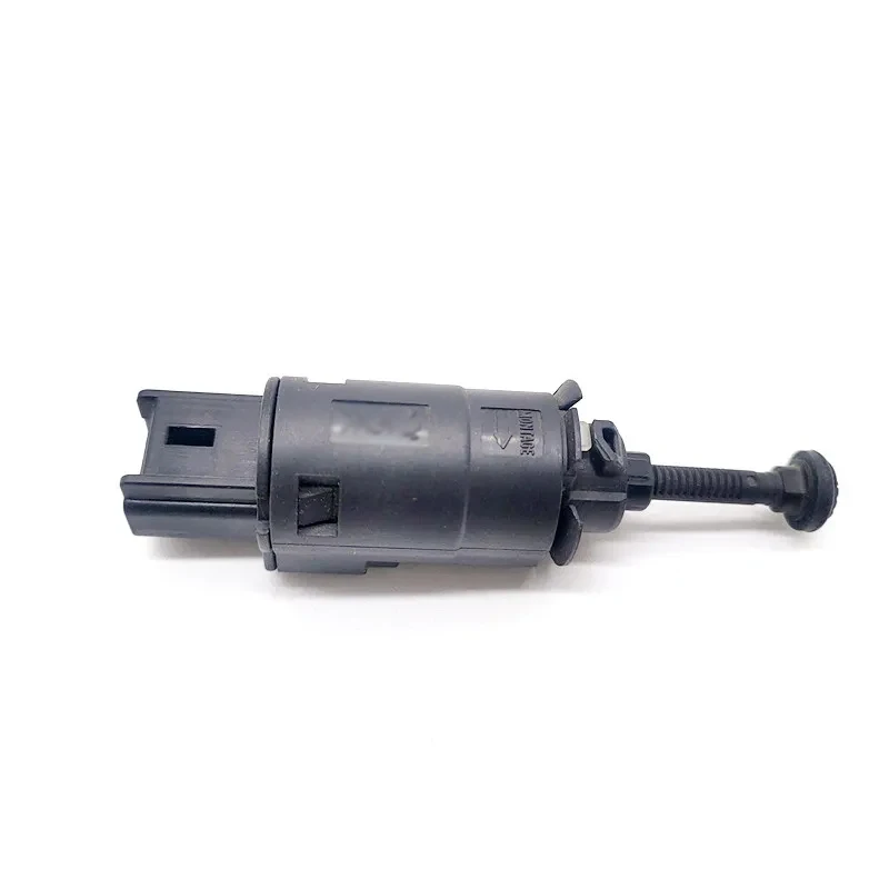 453444 2-pin original brake light switch sensor suitable for Peugeot 206 207 M59 partner Citroen C2 Berlingo Xsara 9634667980