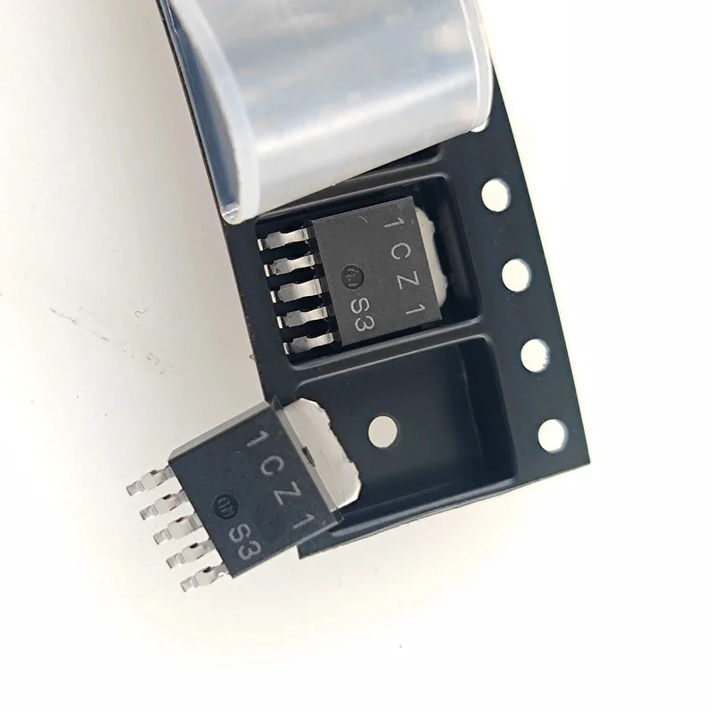 10PCS-50PCS/LOT 1CZ1 TO-252 A brand new SMD MOS transistor