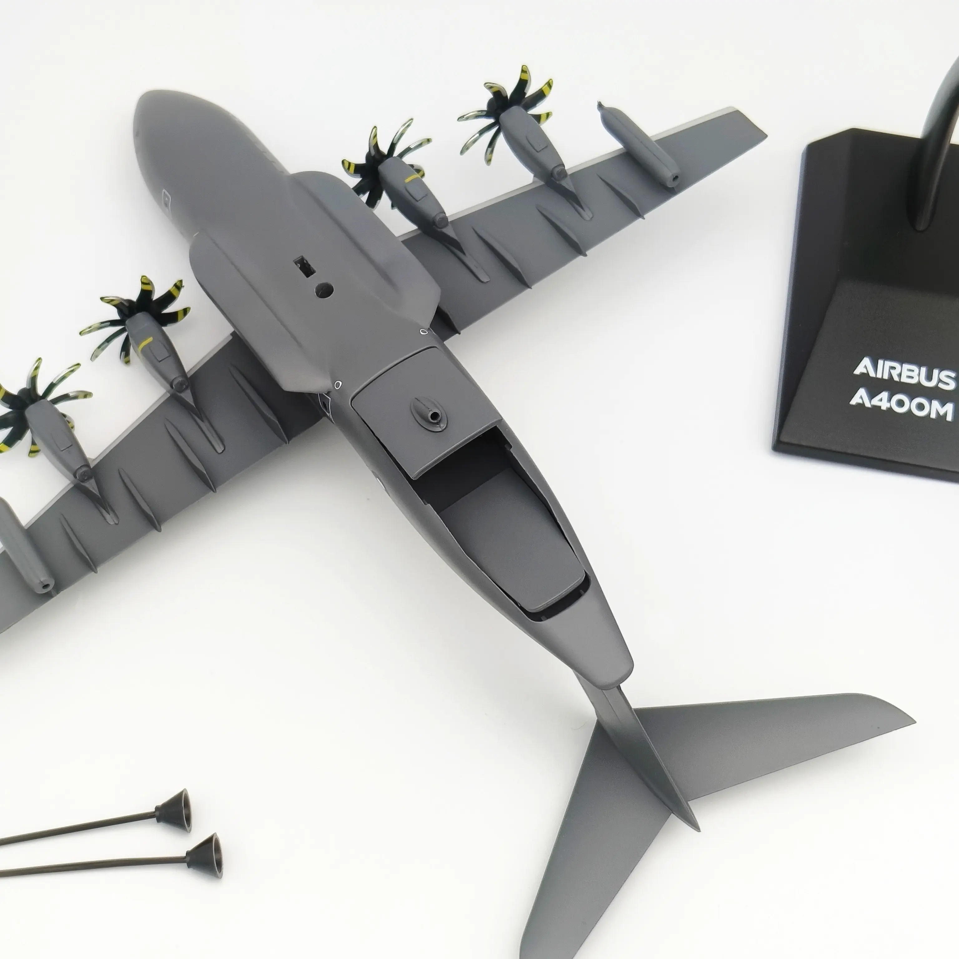 โมเดลเครื่องบินพลาสติกขนาด 1:2 - Model Airplane Plastic บทวิจารณ์และราคา