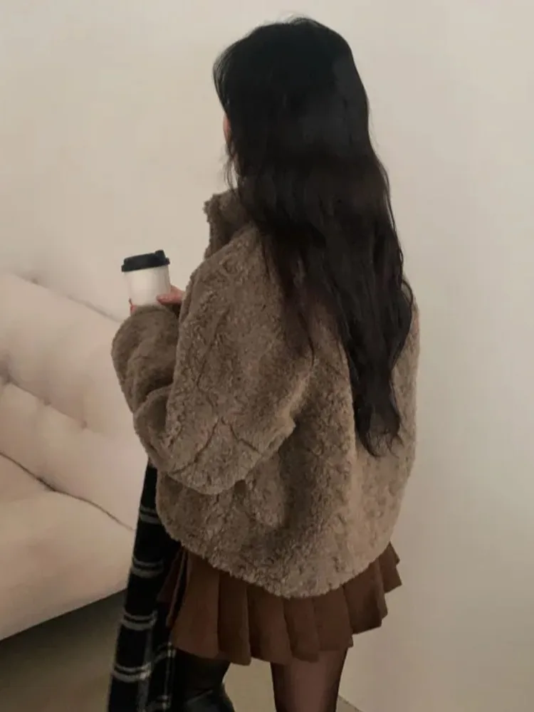 شيك الشتاء Faion ort Thiened معطف فرو الضأن المرأة الوقوف طوق تصميم الإحساس شكل صغير لينة الحليب معطف واق من المطر