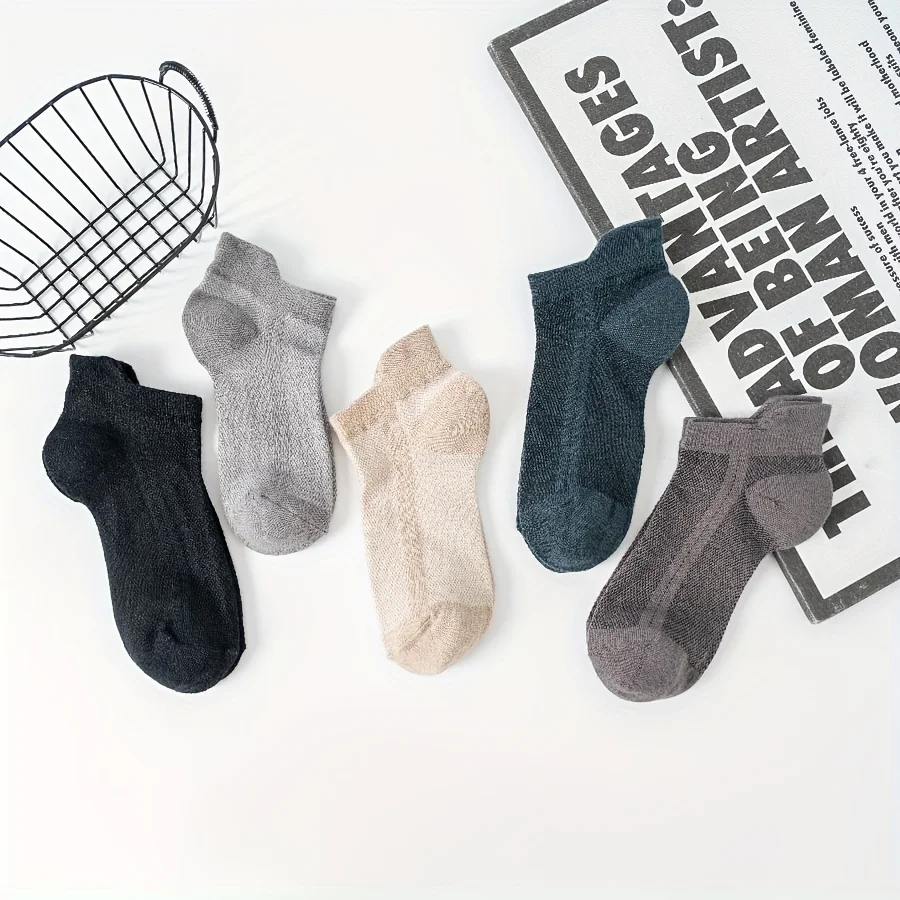 

5 pairs of new spring and autumn socks for men, couple boat socks, solid color British business style fashionable socks