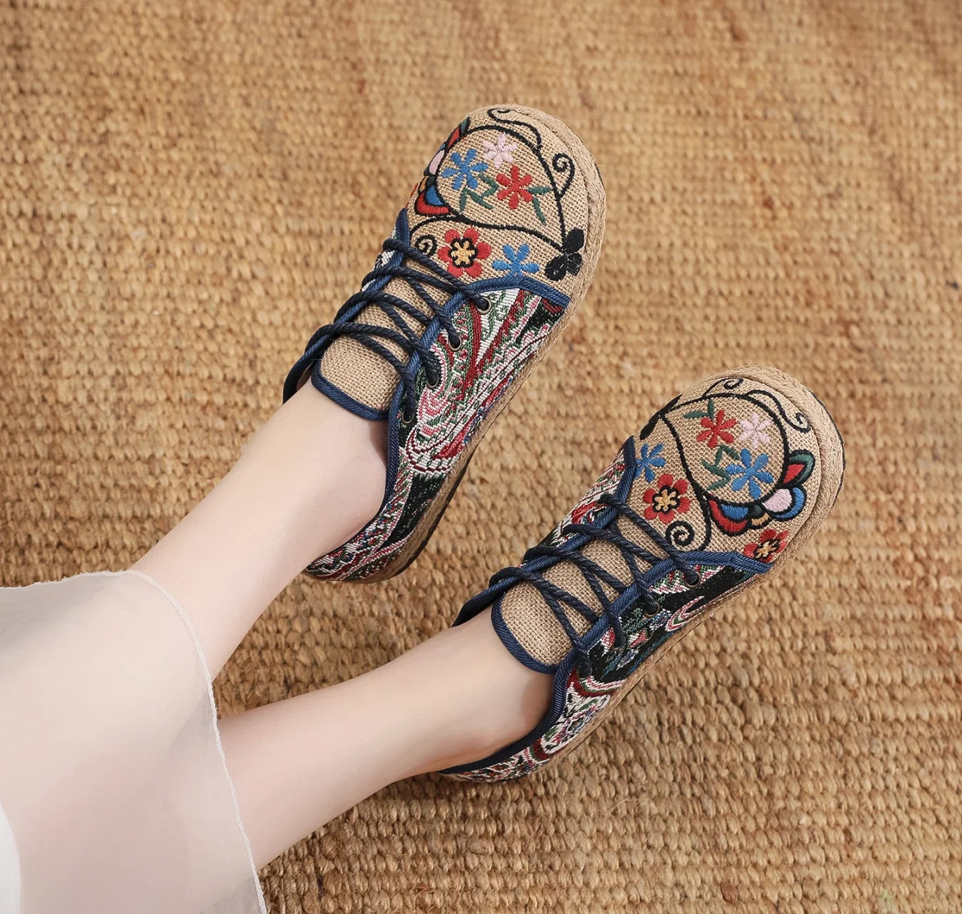 Women Shoes Round Head Cotton Linen Canvas Single 2024 National Woven Round Toe Lace Up Cloth Shoes Woman Flats Size 35-40