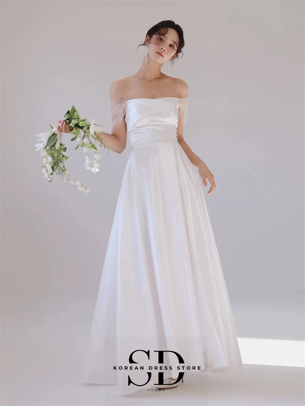 Sondr eenvoudige Koreaanse trouwjurken fotoshoot op maat gemaakte een lijn elegante bruiloft receptie jurk uit de schouder feestjurk