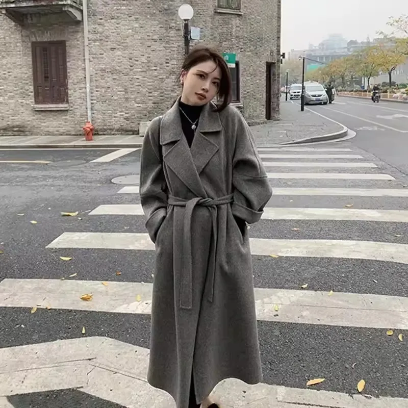 Korean Casual Woolen Coat for Women In Autumn and Winter with A Maillard Hepburn Style and Thick Woolen Coat