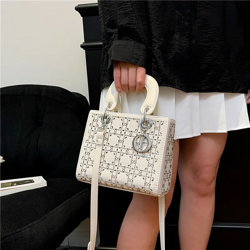 

High Quality Classic Tote Bag For Women, Luxury Leather Shoulder Crossbody Purse Designer Messenger Handbag Elegant