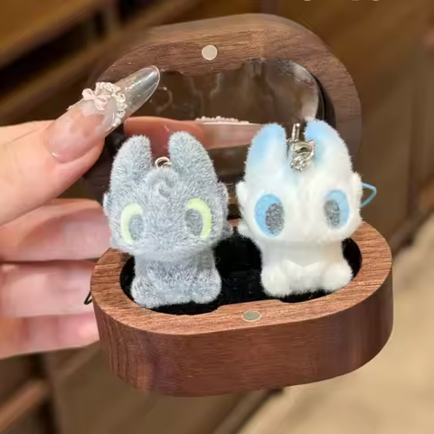 Toothless Keychain Cartoon Keychain on The Phone Cute Hanging Pendants Toothless Keyring Accessories Funny Toys