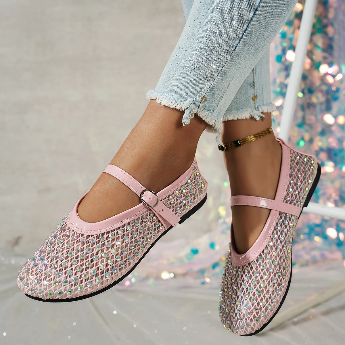 

2026 New Spring and Autumn Women's Fashion Rhinestone Flats Round Toe Super Soft Casual Shoes Slip-On Flat