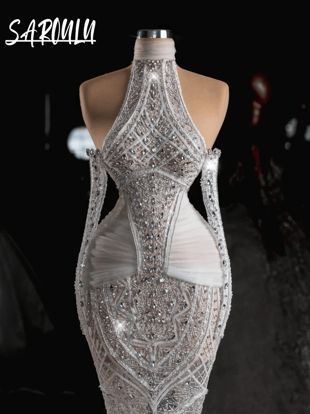 

See Through Halter Sexy Beaded Wedding Dress Luxury Rhinestone Embellished Mermaid Chic Pleated Tulle Customized Bridal Gown